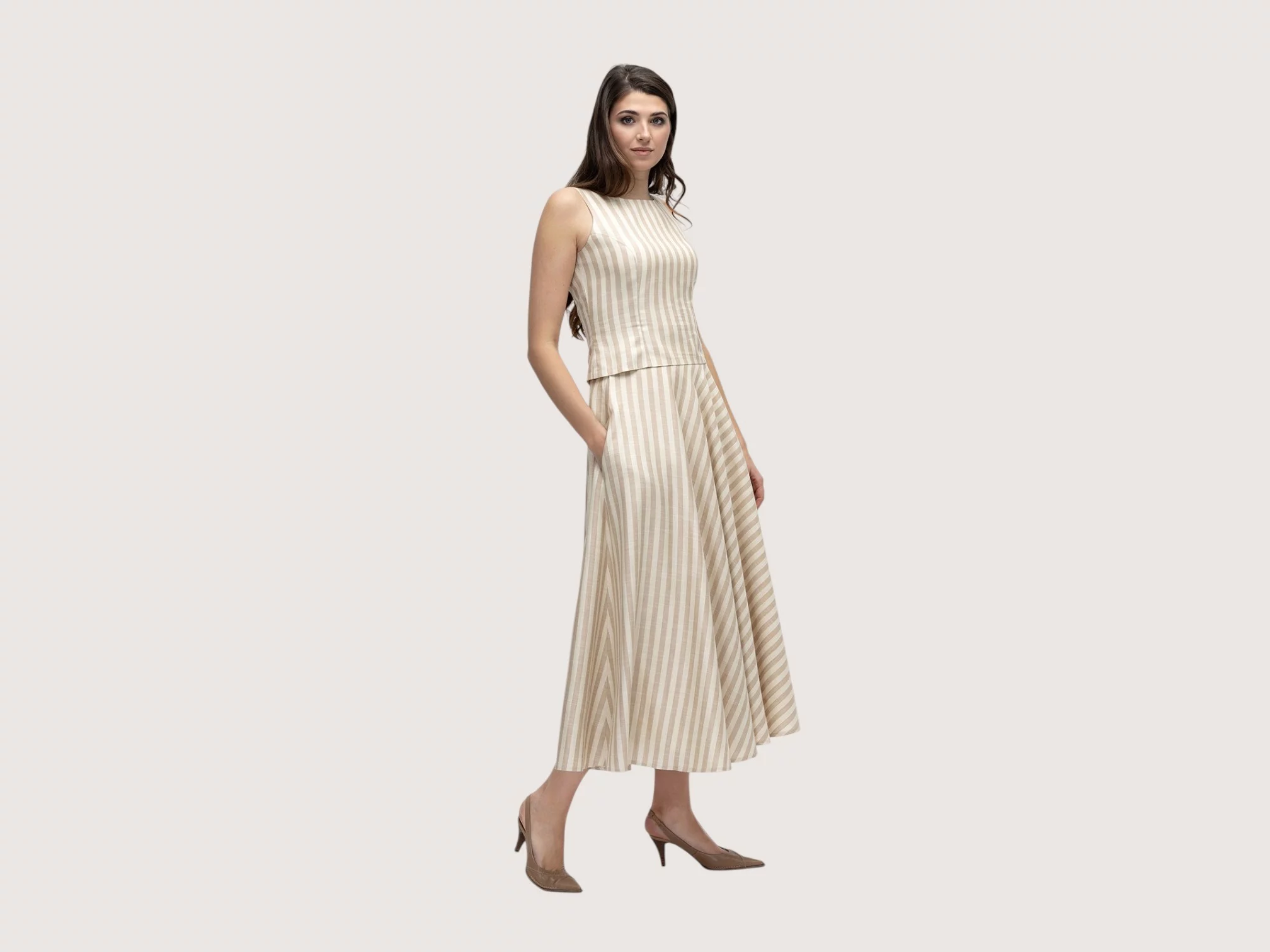 Trouwpak voor vrouwen op maat gemaakt in rood 