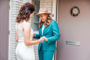 Stoer bruidspak vrouw op maat gemaakt