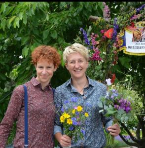 Non binaire trouwkleding op maat 