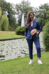 Broekpak-bruid-op-maat-gemaakt-voor-Roxanne