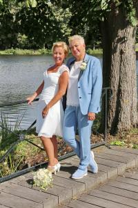 Broekpak bruid stoer en sportief