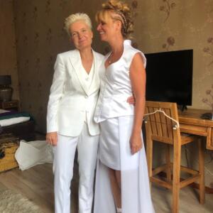 Dames-smoking-wit-huwelijk-met-gilet