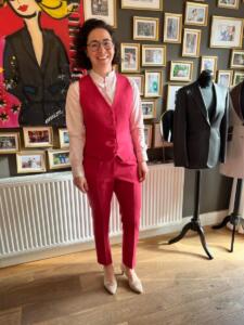 Dames-trouwpak-met-gilet-rood (1)