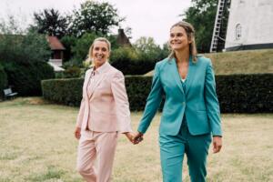 Dames-trouwpakken-op-maat-gemaakt 