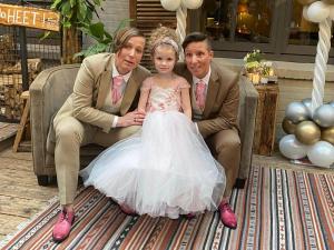 Dames trouwpak met gilet in zandkleur beige