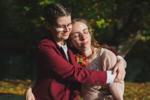 Damestrouwpak-rood-met-gilet