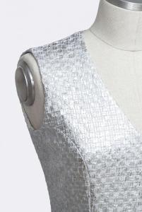 Elegante feestelijke jurk in zilver zonder mouw