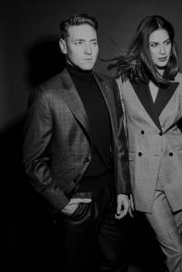 Broekpak bruid smoking in grijze ruiten stof vrouwelijk broekpak 