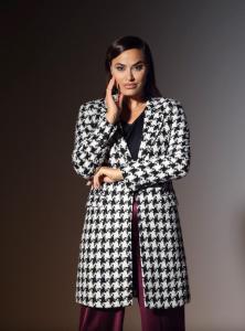 Moeder-van-de-bruid-kleding-met-lange-blazer-op-maat-gemaakt