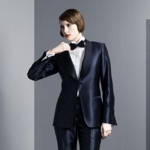 Smoking blouse vrouw op maat gemaakt