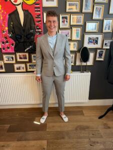 Trouwkleding-lesbische-bruid