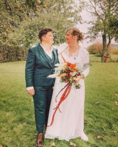 Trouwpak-vrouw-op-maat-gemaakt