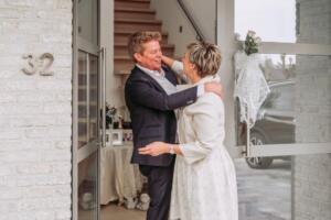 Trouwpak-vrouw-op-maat-gemaakt (1)