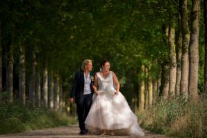 Trouwpak vrouw op maat gemaakt voor lesbisch huwelijk Jonnie