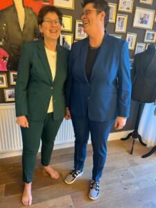 Trouwpakken-lesbische-bruiden