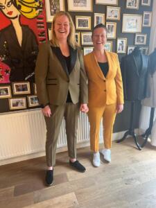 Trouwpakken-vrouwen-lesbisch-huwelijk