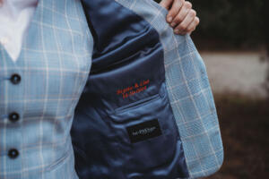 Uniek-trouwpak-vrouw