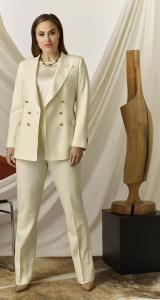 Wit-trouwpak-vrouw-op-maat-gemaakt