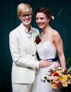 Wit trouwkostuum vrouw