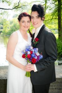 Non binair trouwkostuum